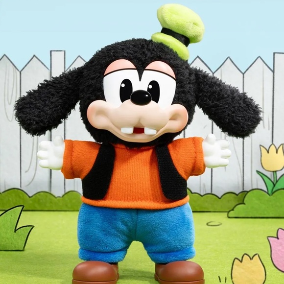 Mickey and Family Plush Pendant - Goofy - Picture 1 of 8